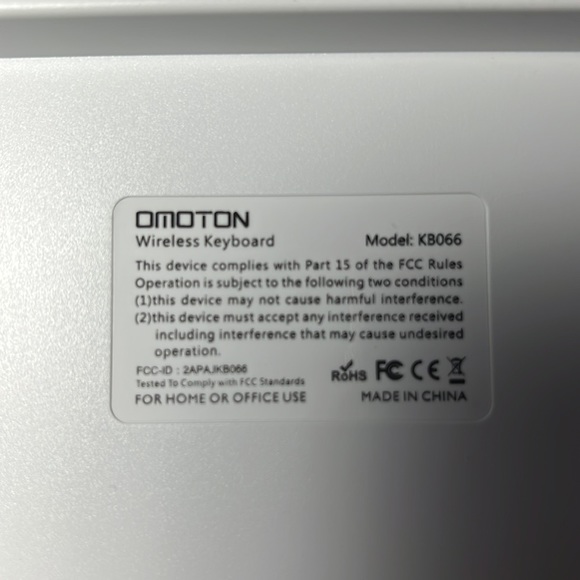 Bluetooth Wireless Keyboard - Picture 3 of 5